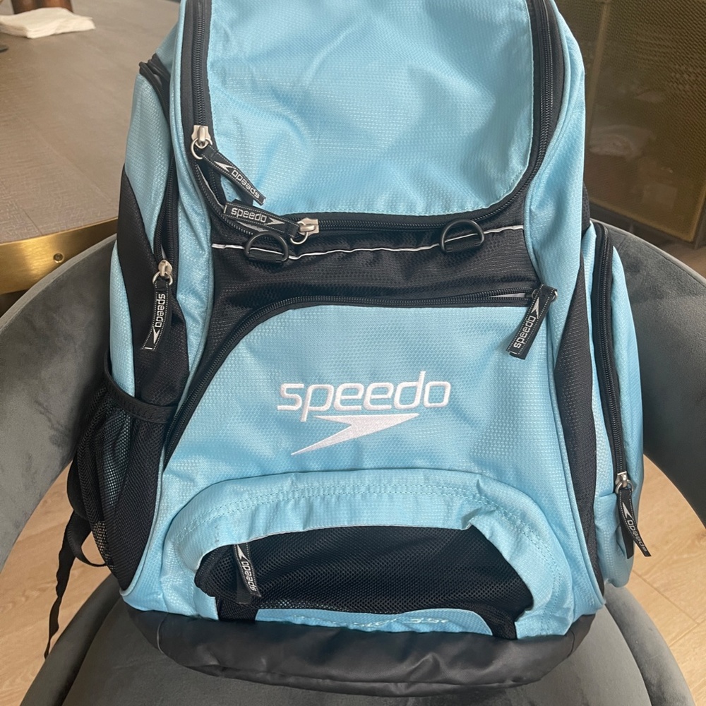 Speedo Swim Backpack Teamster 35L Light Blue Compartments Huge Bag Kickboard
